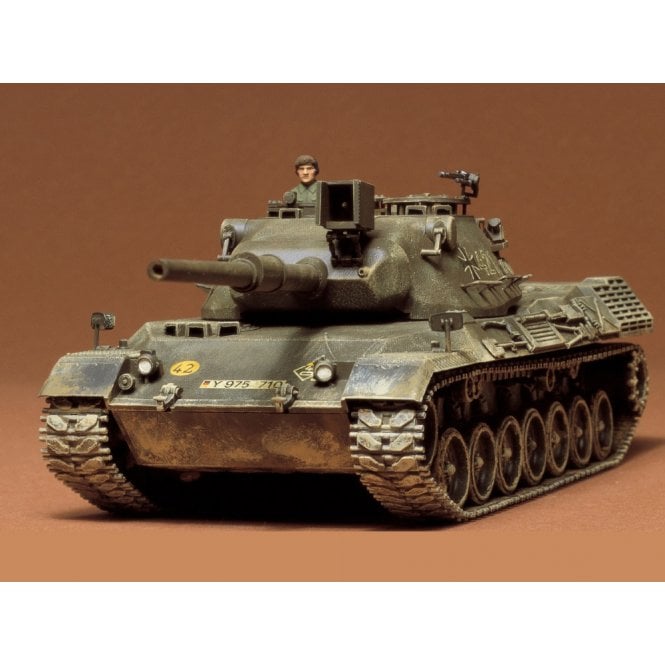 Tamiya West German Leopard Tank (1:35)